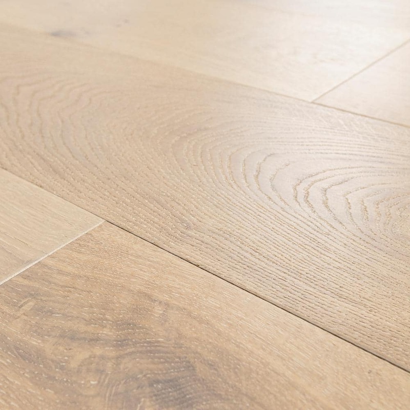 MSI Tustin Grove White Oak XXL 5/8 in. T x 9.45 in. W Tongue and Groove Engineered Hardwood Flooring (34.10 sq. ft./case)