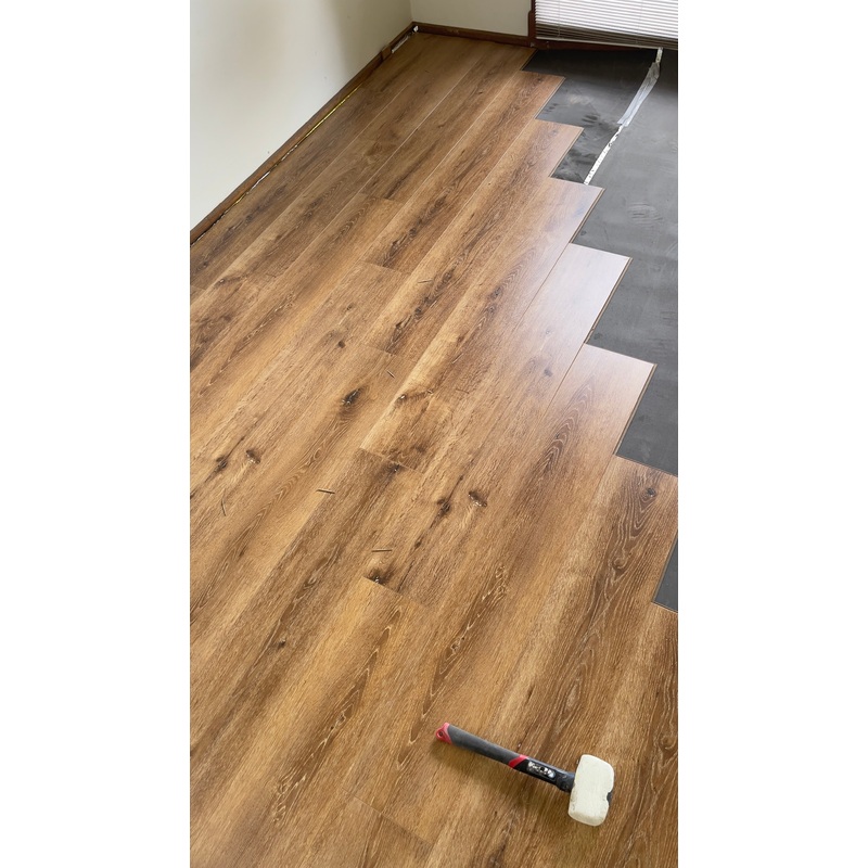 American Oak 12mm Laminate Flooring (ECO500) AC5
