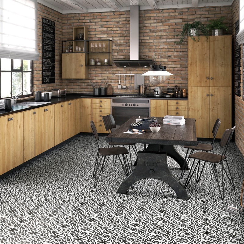 Chic Berkeley Charcoal Decor Tile